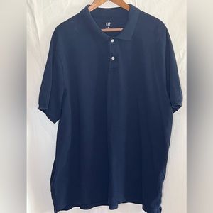 Men’s GAP polo shirt